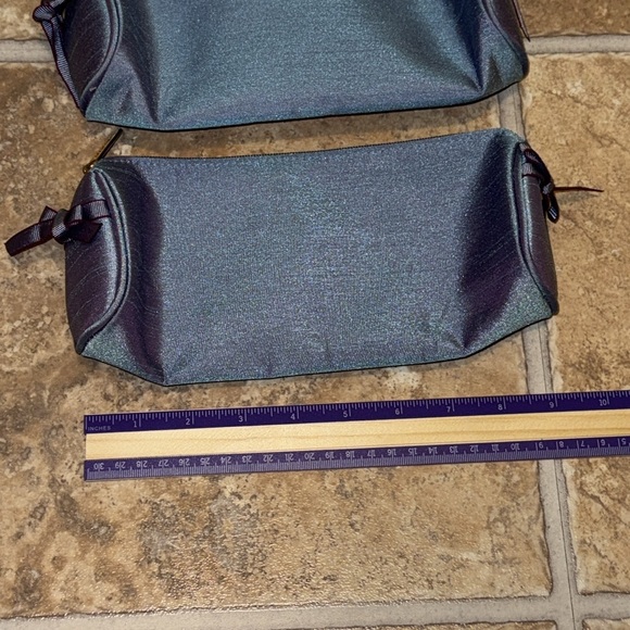 ESTEE LAUDER Makeup/Cosmetic/Skincare Assorted Zipper Bags Bundle Set of 2 - Picture 2 of 8